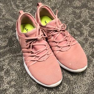 Women’s Nike Free 10.5 Tennis Shoes
